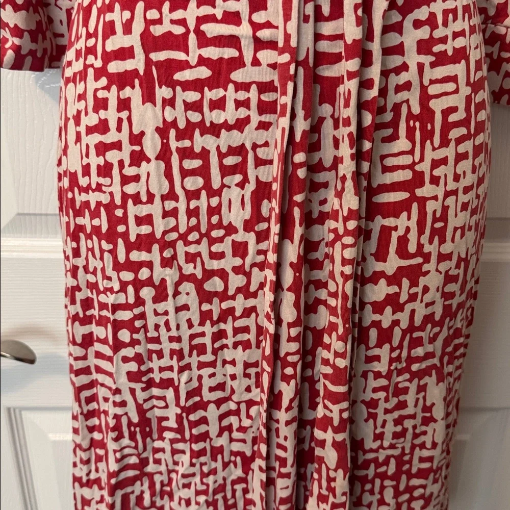 Diane VonFurstenberg vintage wrap dress size 6. - Picture 3 of 6